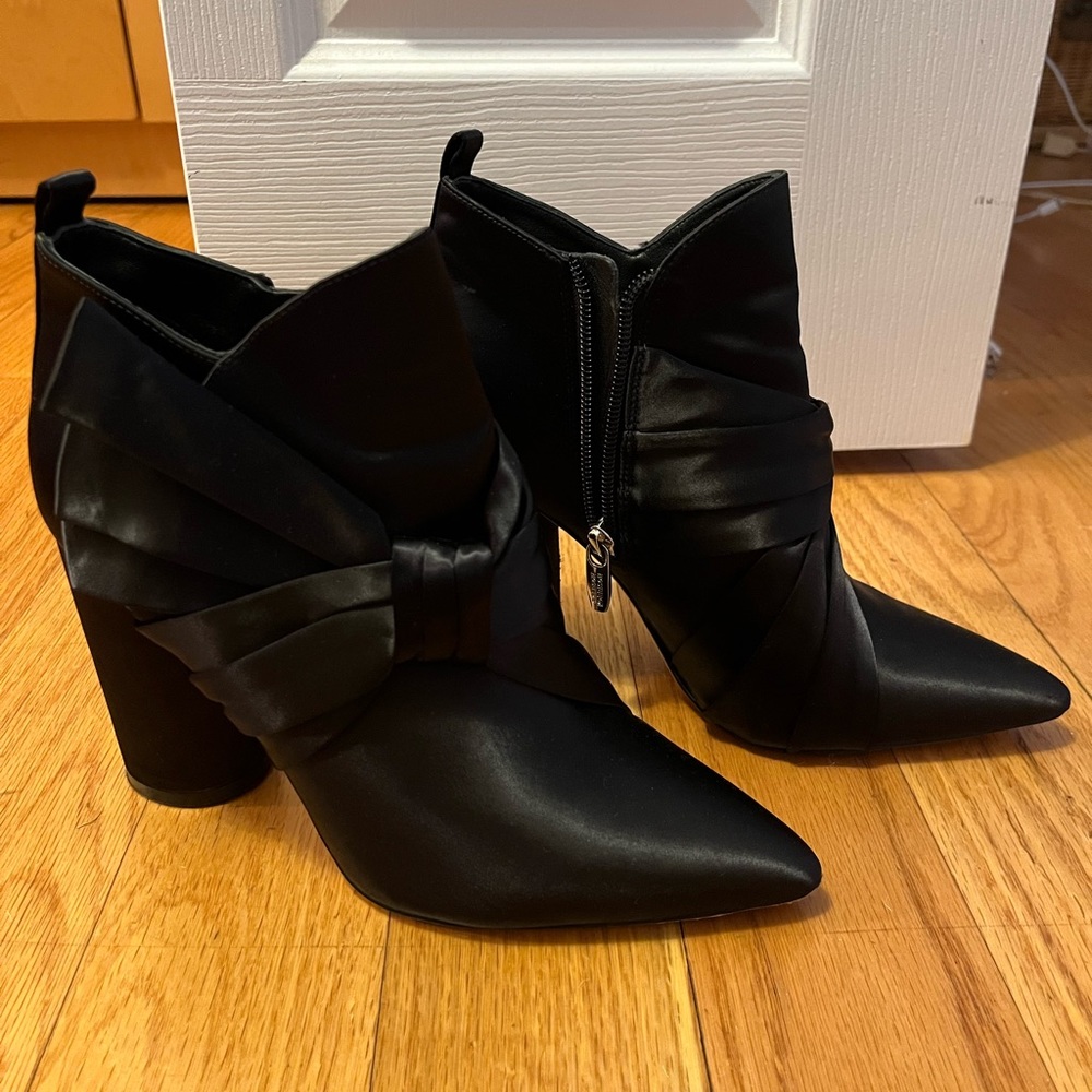 Diversion Morrison Bow Satin Booties - image 2